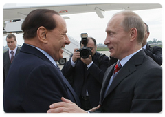 Prime Minister Vladimir Putin meeting with his Italian counterpart Silvio Berlusconi in Sochi|15 may, 2009|19:19