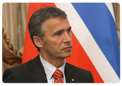 Norwegian Prime Minister Jens Stoltenberg meeting with Vladimir Putin|19 may, 2009|11:00