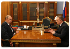 Prime Minister Vladimir Putin meeting with Ryazan Regional Governor Oleg Kovalev|19 may, 2009|11:00