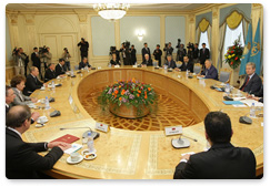 В.В.Путин принял участие во встрече глав Правительств стран СНГ с Президентом Республики Казахстан Н.А.Назарбаевым