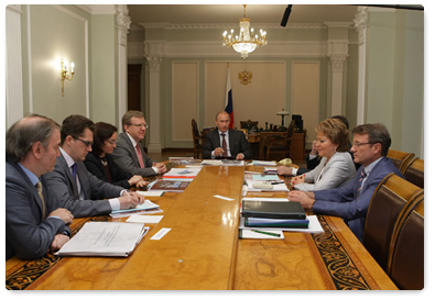 Prime Minister Vladimir Putin chaired a meeting on the construction of a new building for the Mariinsky Theatre