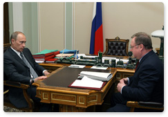 Prime Minister Vladimir Putin met with Sergei Stepashin, the Chairman of the Audit Chamber