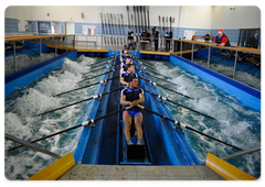 Prime Minister Vladimir Putin visiting Moscow Olympic Reserve School No. 2|7 may, 2009|16:22