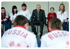 Prime Minister Vladimir Putin meets with the winners of the Fourth Winter Student Games|7 may, 2009|16:22