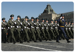 The Victory Day parade on Red Square, celebrating the 64th anniversary of Victory in the Second World War|9 may, 2009|13:16