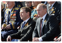 President Dmitry Medvedev and Prime Minister Vladimir Putin at the Victory Day parade on Red Square, celebrating the 64th anniversary of Victory in the Second World War|9 may, 2009|13:16