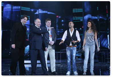 Prime Minister Vladimir Putin visited the Olimpysky Stadium to find out how the preparations for Eurovision-2009 are going