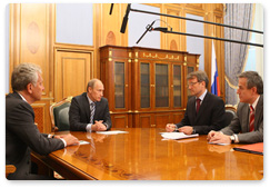 Prime Minister Vladimir Putin met with Industry and Trade Minister Viktor Khristenko, Sberbank President German Gref and Magna International Co-Chief Executive Officer Siegfried Wolf