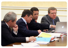 Minister of Regional Development Viktor Basargin, Deputy Prime Minister Dmitry Kozak, Deputy Prime Minister Alexander Zhukov and Deputy Prime Minister – Minister of Finance Alexei Kudrin at a Government Presidium meeting|15 june, 2009|17:56