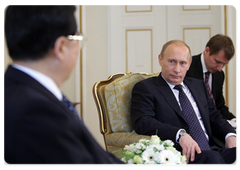 Prime Minister Vladimir Putin meeting with Chinese President Hu Jintao|17 june, 2009|12:59