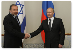 Prime Minister Vladimir Putin met with Israeli Deputy Prime Minister and Foreign Minister Avigdor Liberman in St Petersburg