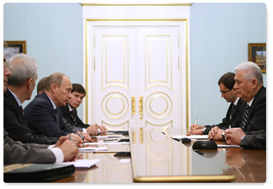 Prime Minister Vladimir Putin met with Moldovan President Vladimir Voronin