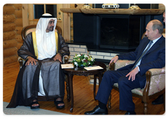 Prime Minister Vladimir Putin with Mohammed bin Zayed Al Nahyan, the Crown Prince of Abu Dhabi|22 june, 2009|20:00