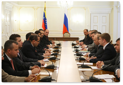 Prime Minister Vladimir Putin met with Venezuelan Vice President Ramón Alonso Carrizales