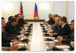 Prime Minister Vladimir Putin met with Venezuelan Vice President Ramón Alonso Carrizales