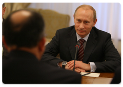 Prime Minister Vladimir Putin meeting with Venezuelan Vice President Ramón Alonso Carrizales|23 june, 2009|15:55