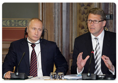 Prime Minister Vladimir Putin addressing representatives of the business community from Russia and Finland|2 june, 2009|18:48