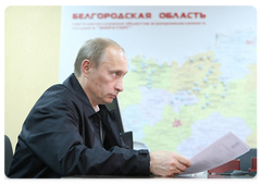 Prime Minister Vladimir Putin held a working meeting with the Governor of Belgorod Region, Evgeny Savchenko|5 june, 2009|18:12