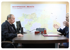 Prime Minister Vladimir Putin held a working meeting with the Governor of Belgorod Region, Evgeny Savchenko|5 june, 2009|18:12