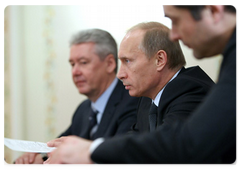 Deputy Prime Minister and chief of the Government Staff Sergei Sobyanin; Prime Minister Vladimir Putin; First Deputy Chief of the President’s Executive Office Vladislav Surkov during a meeting with the representatives of the United Russia political party|8 june, 2009|18:42