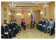 Prime Minister Vladimir Putin meeting with Kyrgyz Prime Minister Igor Chudinov during the meeting of the Eurasec Interstate Council|9 june, 2009|21:40