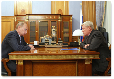 Prime Minister Vladimir Putin held a meeting with Anatoly Perminov, head of the Federal Space Agency