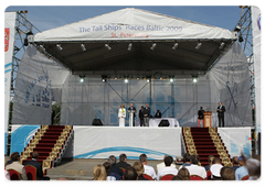 Prime Minister Vladimir Putin making a speech at the award ceremony for the participants in the first, Gdynya-St. Petersburg stage of the international regatta of training sailing ships, the Tall Ships' Races - Baltic 2009|12 july, 2009|19:16