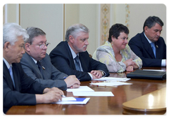 Prime Minister Vladimir Putin during a meeting with leaders of the Federation Council|14 july, 2009|15:40