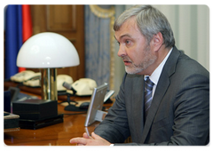 Valentin Uiba, Head of the Federal Medical-Biological Agency at a meeting with Prime Minister Vladimir Putin|15 july, 2009|12:56