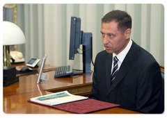 Alexei Savinov, Head of the Federal Agency for Forestry, meeting with Prime Minister Vladimir Putin|16 july, 2009|14:27