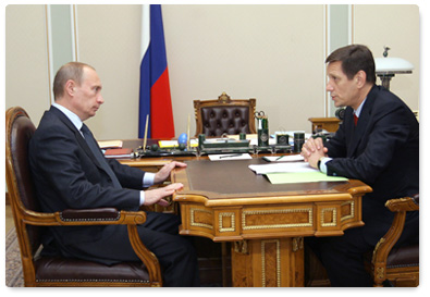 Prime Minister Vladimir Putin met with Deputy Prime Minister Alexander Zhukov