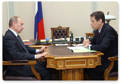 Prime Minister Vladimir Putin met with Deputy Prime Minister Alexander Zhukov