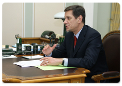 Deputy Prime Minister Alexander Zhukov at a meeting with Prime Minister Vladimir Putin|2 july, 2009|14:14