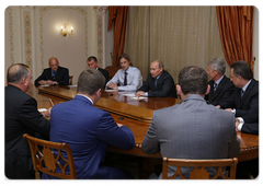 Prime Minister Vladimir Putin meeting with the management team of Tom Tomsk Football Club and businesspeople interested in partnership with the club|20 july, 2009|20:30