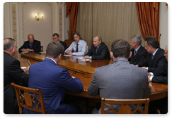 Prime Minister Vladimir Putin met with the management team of Tom Tomsk Football Club and businesspeople interested in partnership with the club