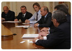 Prime Minister Vladimir Putin meeting with the management team of Tom Tomsk Football Club and businesspeople interested in partnership with the club|20 july, 2009|20:30