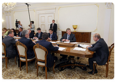 Prime Minister Vladimir Putin chairing a meeting on the guidelines of budgetary policy and the federal budgetary blueprint for 2010 and the 2011-2012 planning period|21 july, 2009|16:51