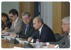 Prime Minister Vladimir Putin chairing a meeting on the banking system|22 july, 2009|20:06