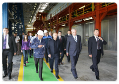 Prime Minister Vladimir Putin at the No. 2 colour coating line|24 july, 2009|15:24