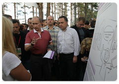 Prime Minister Vladimir Putin at the Seliger-2009 youth camp in the Tver Region, where the National Educational Forum is taking place|27 july, 2009|12:11