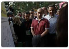 Prime Minister Vladimir Putin at the Seliger-2009 youth camp in the Tver Region, where the National Educational Forum is taking place|27 july, 2009|12:41