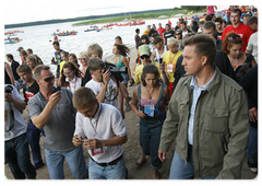 Prime Minister Vladimir Putin at the Seliger-2009 youth camp in the Tver Region, where the National Educational Forum is taking place|27 july, 2009|13:06