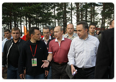 Prime Minister Vladimir Putin at the Seliger-2009 youth camp in the Tver Region, where the National Educational Forum is taking place|27 july, 2009|13:15