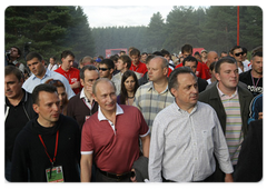 Prime Minister Vladimir Putin at the Seliger-2009 youth camp in the Tver Region, where the National Educational Forum is taking place|27 july, 2009|13:25