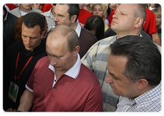 Prime Minister Vladimir Putin at the Seliger-2009 youth camp in the Tver Region, where the National Educational Forum is taking place|27 july, 2009|13:26