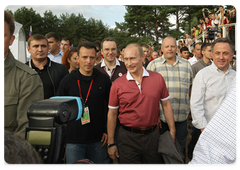 Prime Minister Vladimir Putin at the Seliger-2009 youth camp in the Tver Region, where the National Educational Forum is taking place|27 july, 2009|13:28