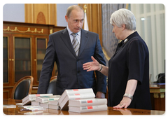 Prime Minister Vladimir Putin meeting with Natalya Solzhenitsyn|28 july, 2009|18:37