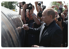 Prime Minister Vladimir Putin attending a ceremony of beginning the construction of the Sakhalin-Khabarovsk-Vladivostok trunk gas pipeline|31 july, 2009|10:32