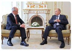 Prime Minister Vladimir Putin meeting with Berthold Huber, President of German metalworkers’ union IG Metall|7 july, 2009|13:48
