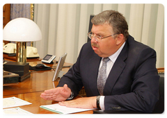 Andrei Belyaninov, Head of the Federal Customs Service at a meeting with Prime Minister Vladimir Putin|8 july, 2009|14:30